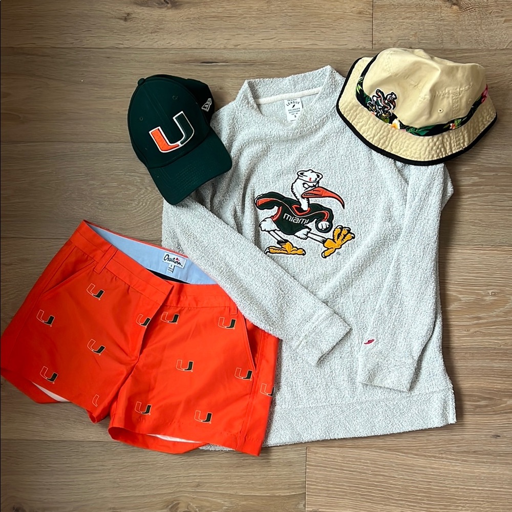 Miami Hurricanes Bundle - Sweater and Shorts Set with two hats baseball /bucket